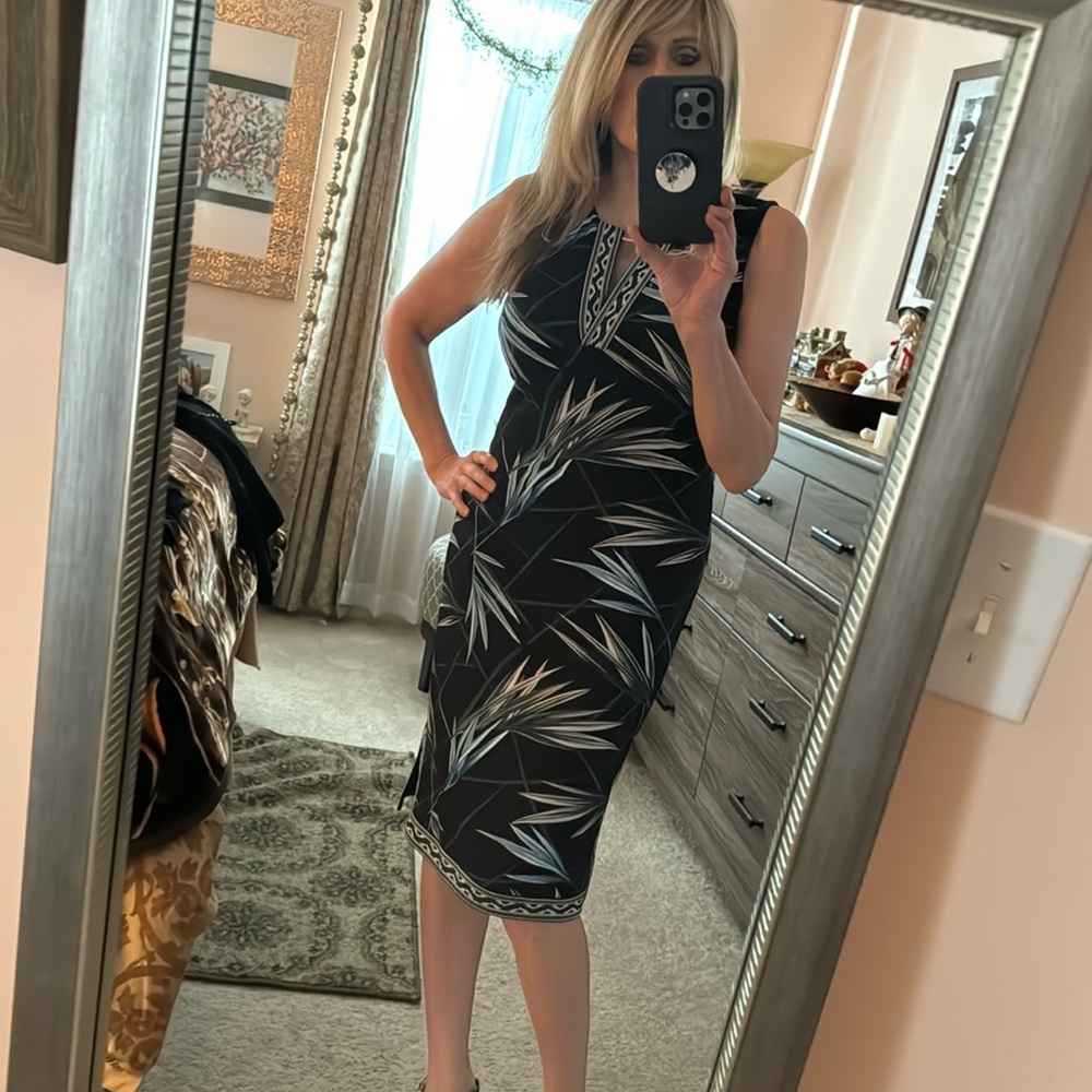 White House Black Market Size Small Dress. Stretch